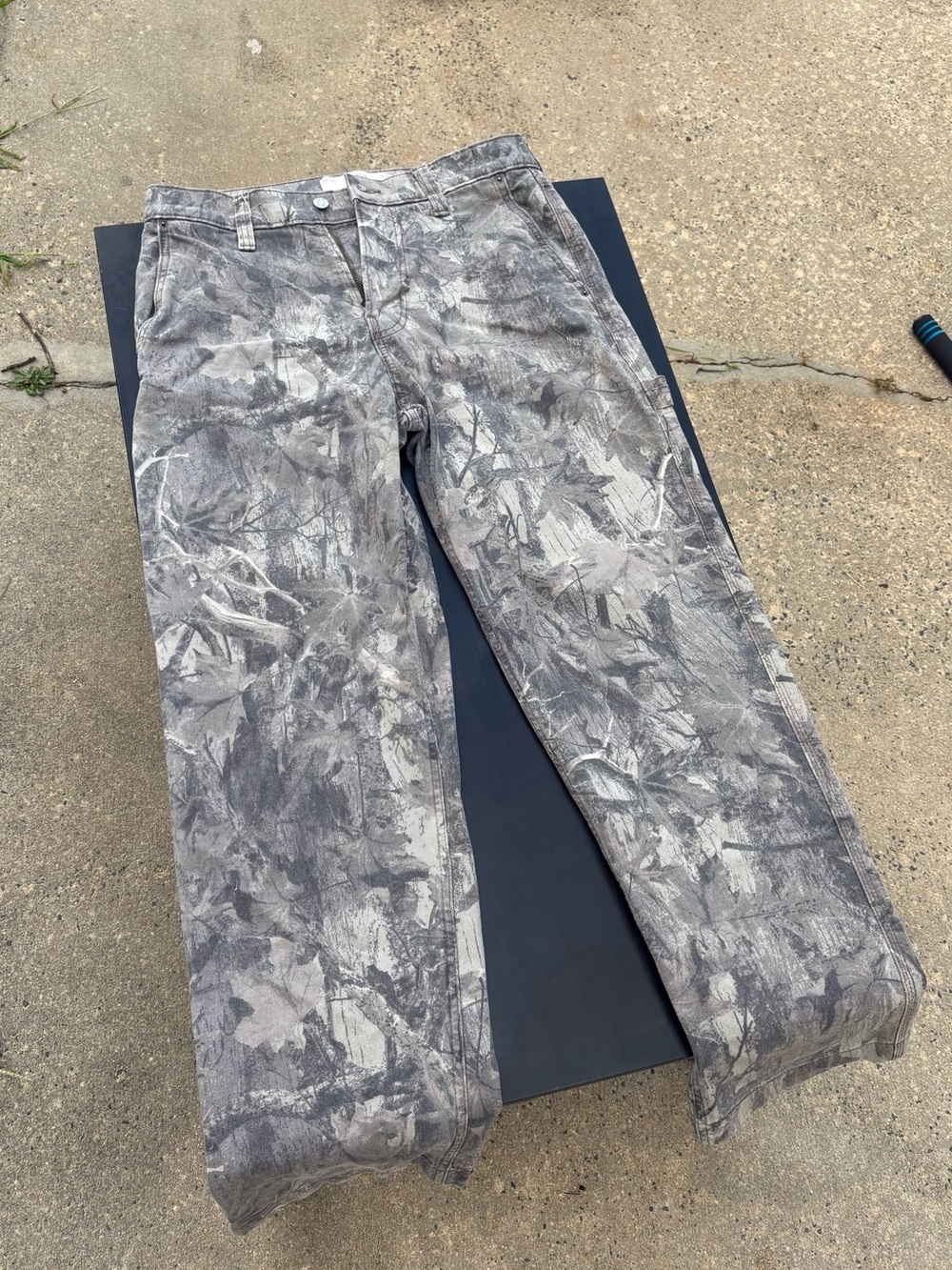 Hollister Gray Camouflage Cargo Pants